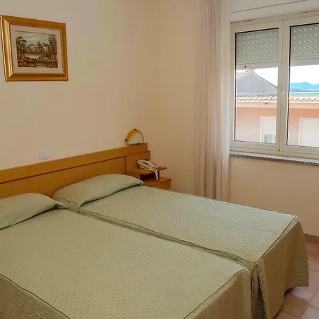 Отель A.i.r. Gabbiano Изола-Росса