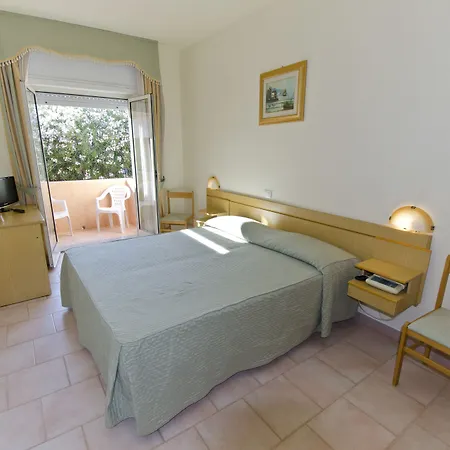 A.i.r. Gabbiano Hotel Isola Rossa (Sassari)