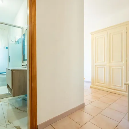 A.i.r. Gabbiano Hotel Isola Rossa (Sassari)