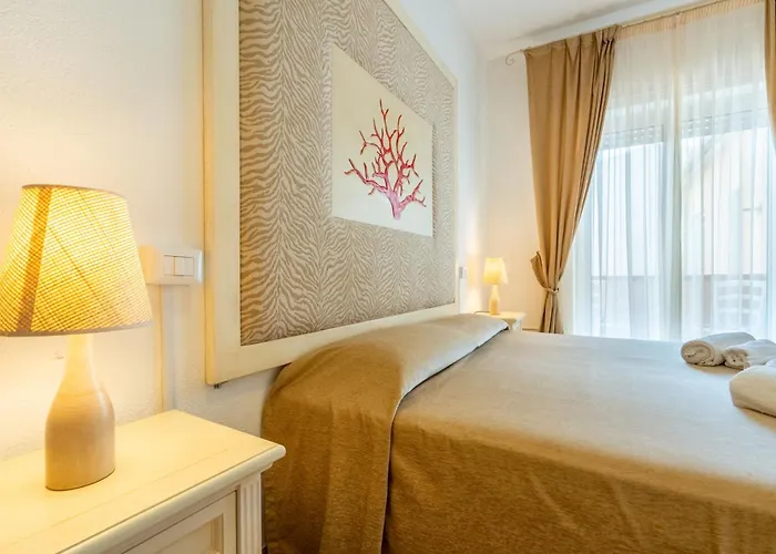 A.i.r. Gabbiano 3* Isola Rossa (Sassari)