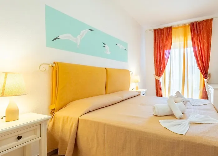 A.i.r. Gabbiano 3* Isola Rossa (Sassari)