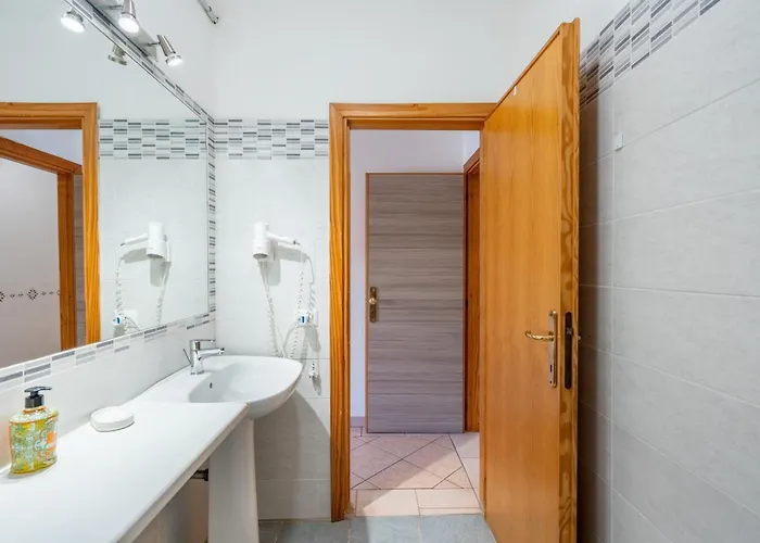 Hotel A.i.r. Gabbiano Isola Rossa (Sassari)